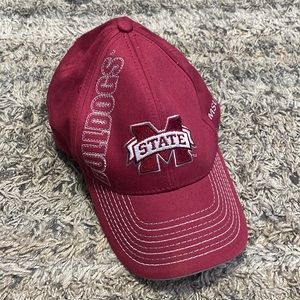 Mississippi State University, Bulldogs, cap with Velcro closure